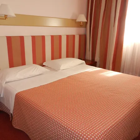Eurohotel Palace Maniago-2